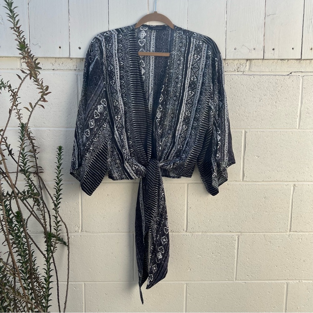 Olivaceous Monochrome Patterned Top
